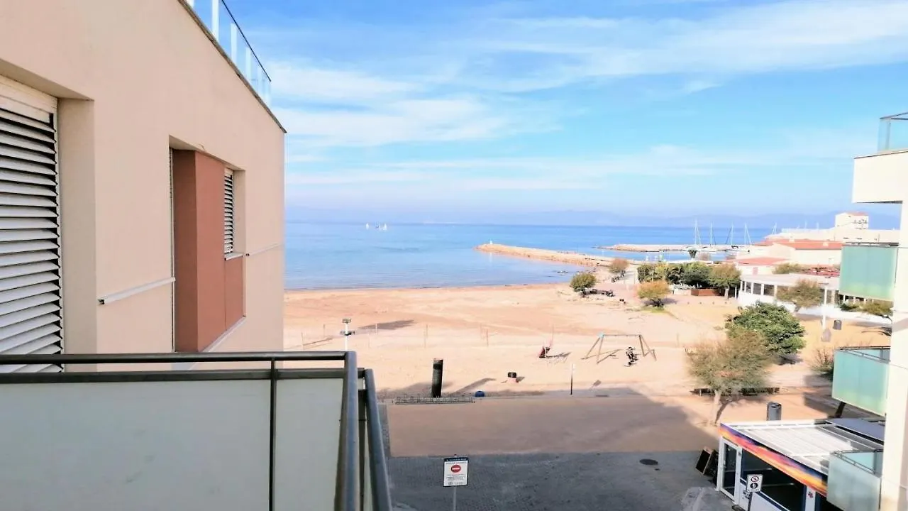 Apartment Vacay Apartament Voramar Riells, A Pie De Playa L'Escala Spain