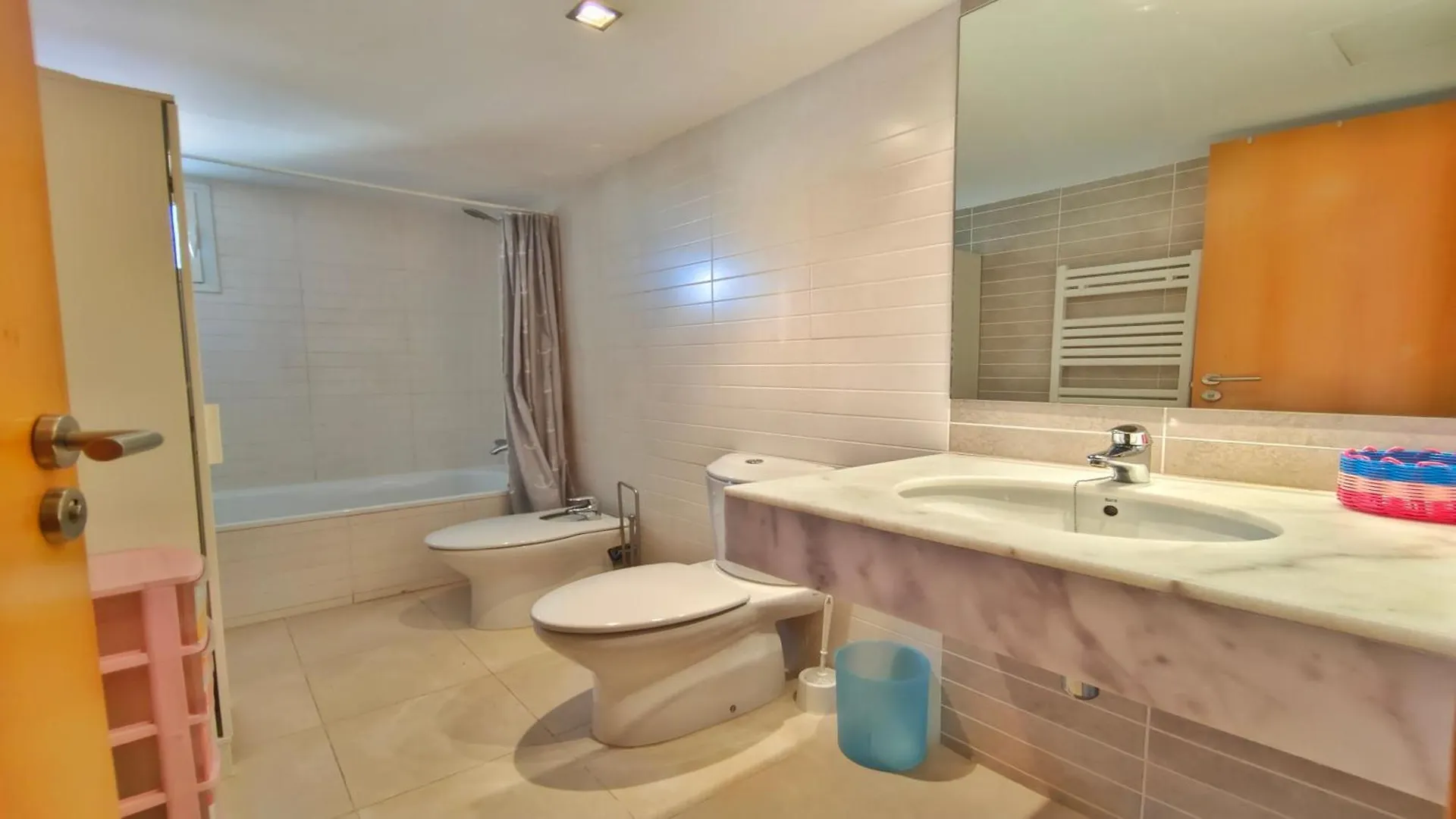 Vacay Apartament Voramar Riells, A Pie De Playa L'Escala Spain