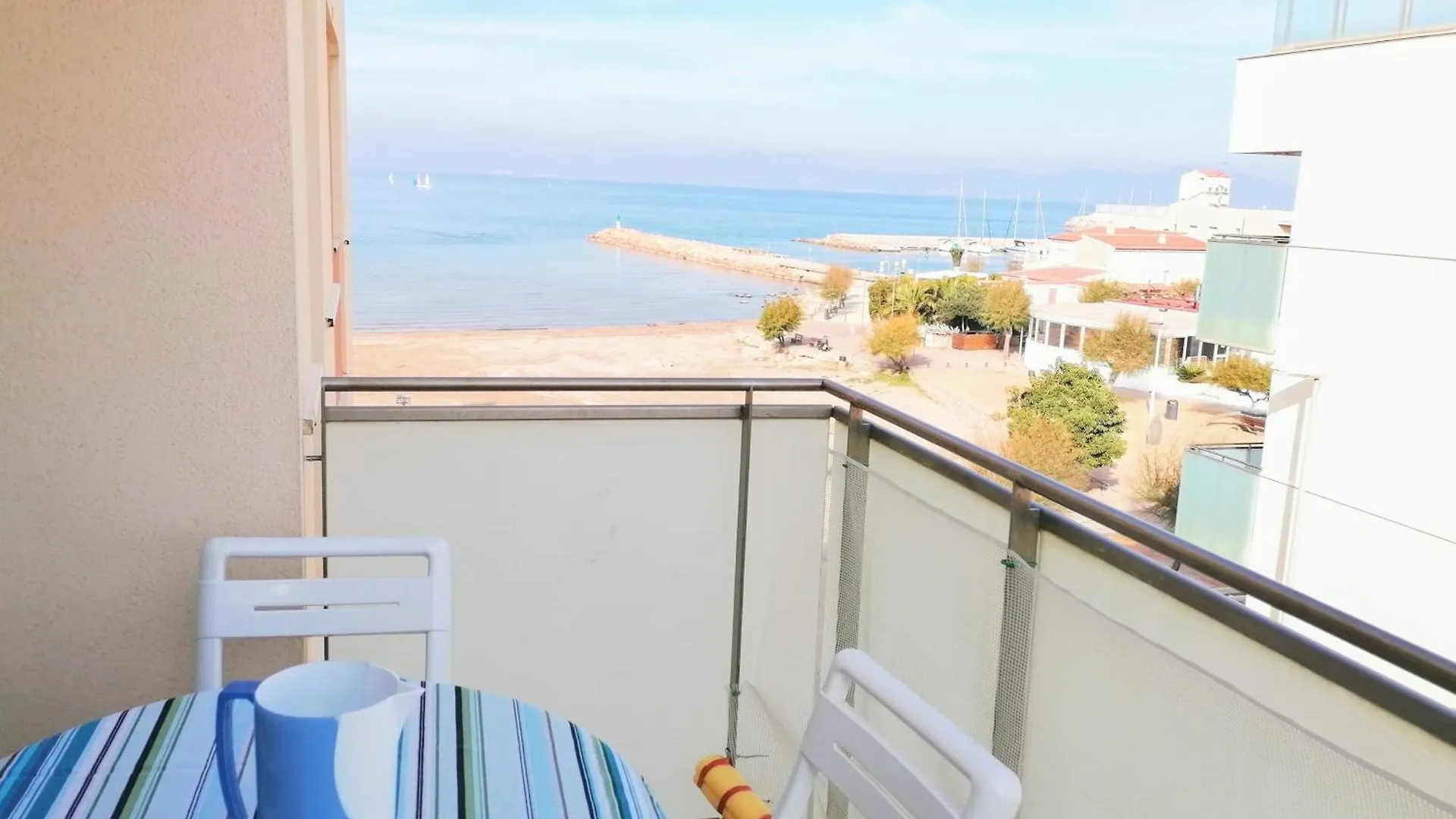 Vacay Apartament Voramar Riells, A Pie De Playa L'Escala Spain