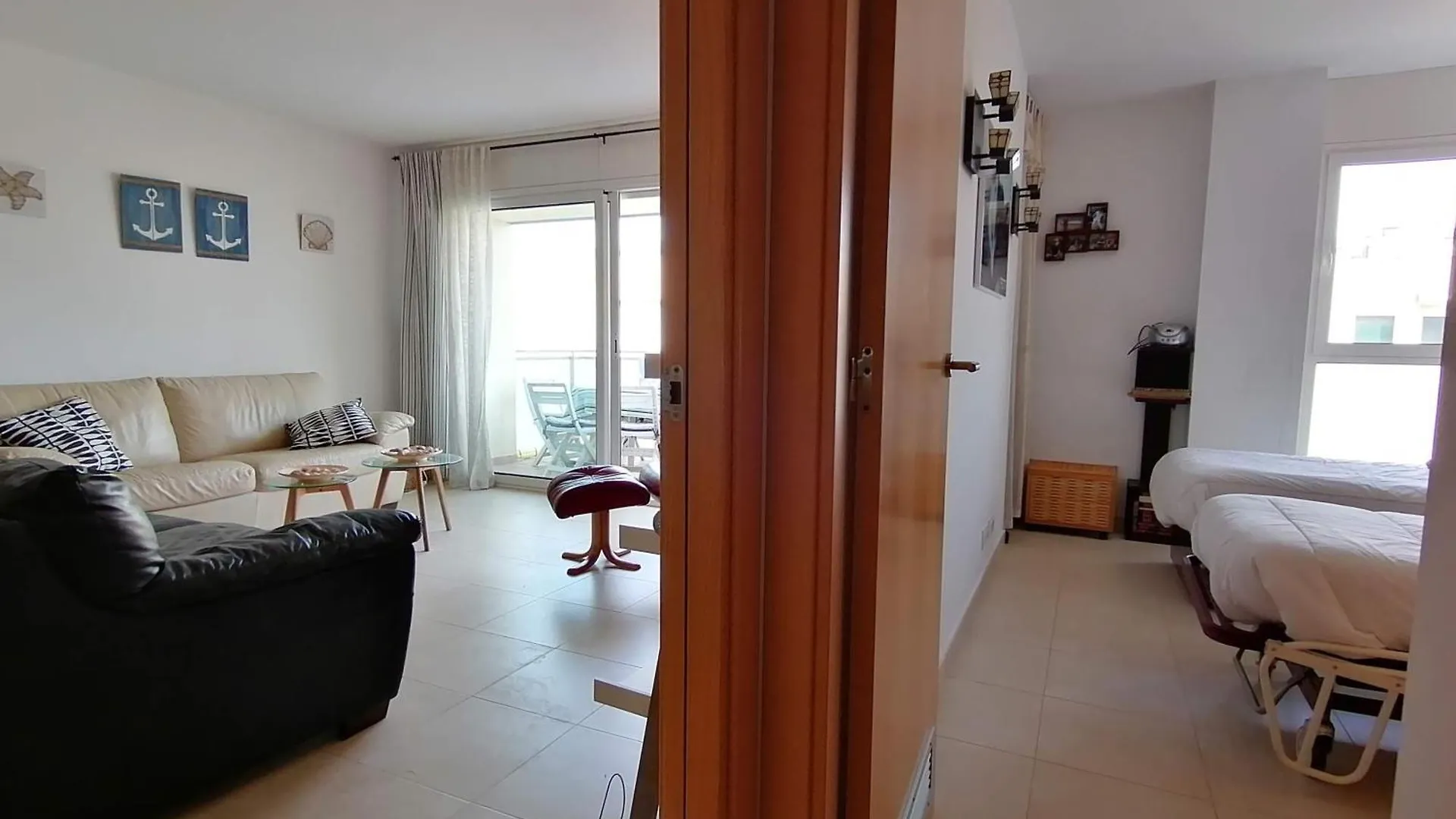 Vacay Apartament Voramar Riells, A Pie De Playa L'Escala Apartment