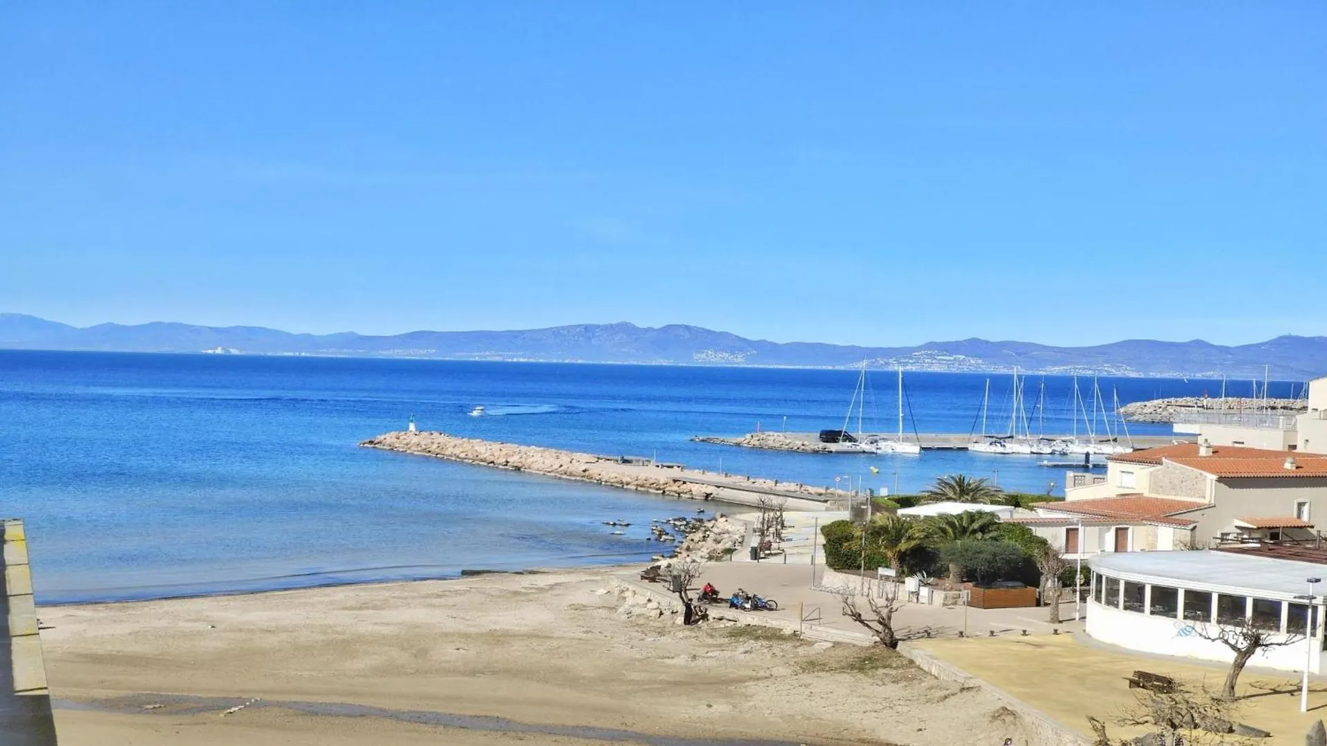 Apartamento Vacay Apartament Voramar Riells, A Pie De Playa En La Costa Brava, L' Escala España